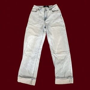 Hollister High-Rise Light Wash Women's Jeans